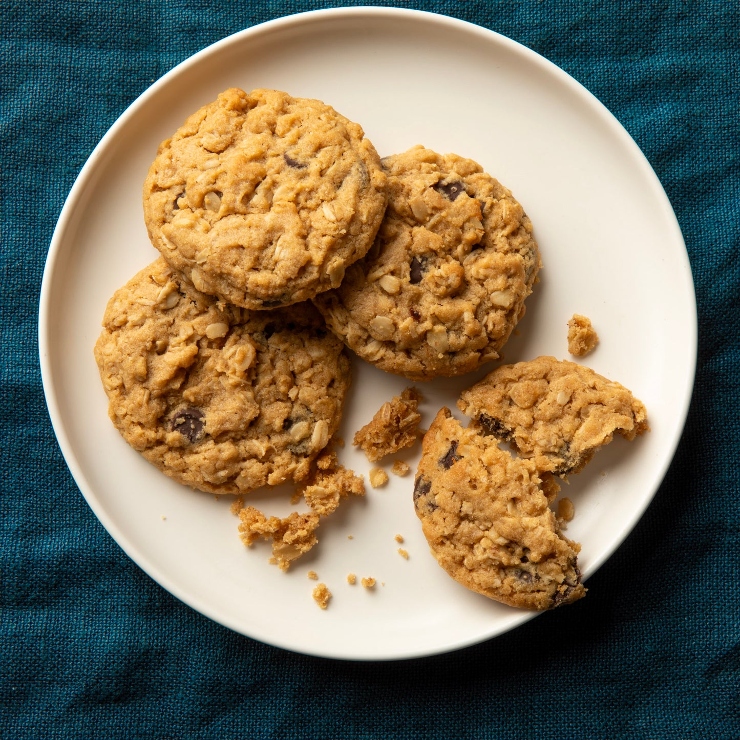 Oatmeal Peanut Butter Chocolate Chip Cookies